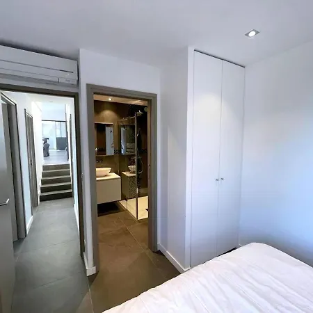 Prázdninový dům For 8 People In An Estate Near The Sea *