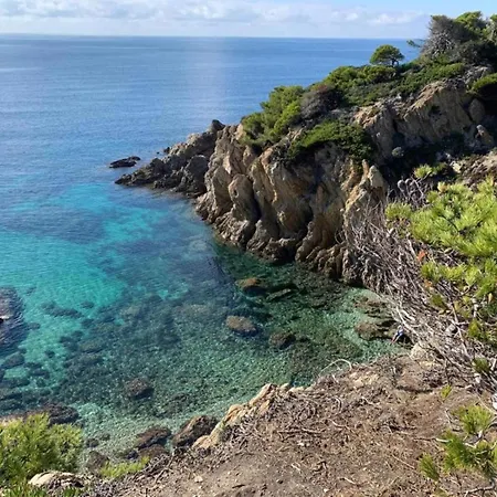 Casa vacanze In Gaou With Sea View And Bormes-les-Mimosas